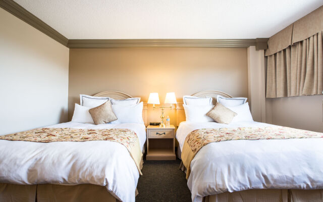 Nomad Hotel and Suites