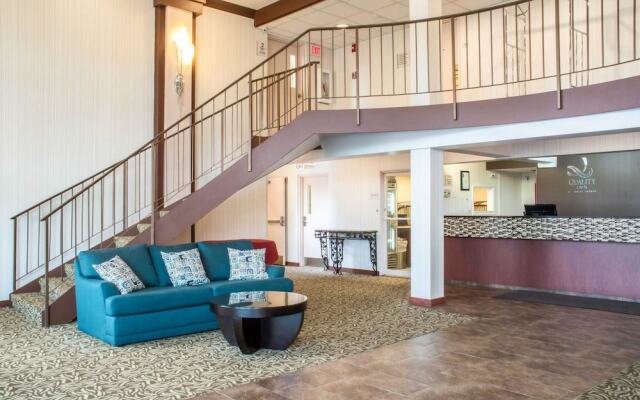 Rodeway Inn Rochester Airport