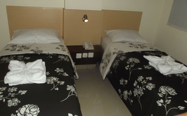Manado Inn Hotel – Guest Rooms – Manado