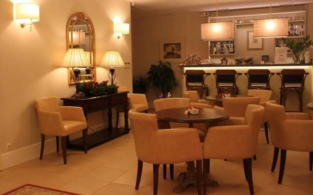 Anemolia Resort