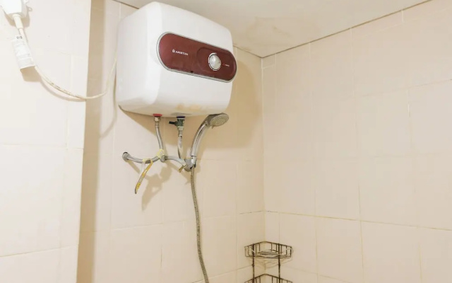 Good Deal Studio Apartment At Parahyangan Residence