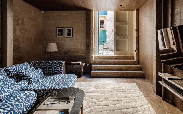 Iniala Harbour House