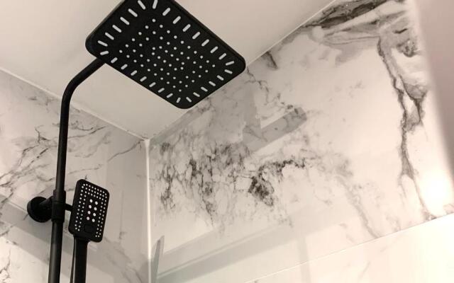 Appartement LEON, port & halles départ Ferry, proche plages