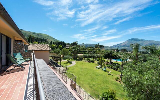 L Ulivo Blu - One-bedroom With Sea View