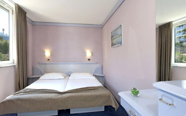 Hotel Plavi Plava Laguna