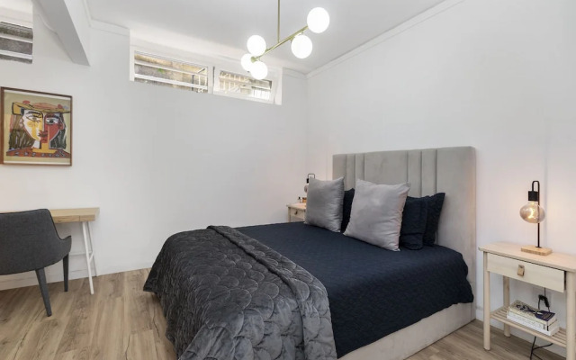 Suburban Serenity Family Home With Pool