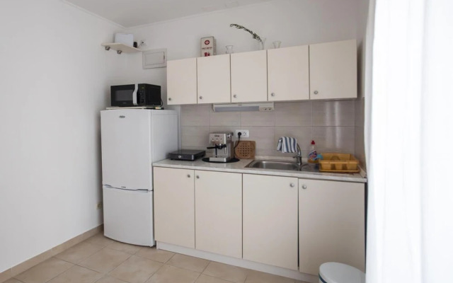 Julije Rooms
