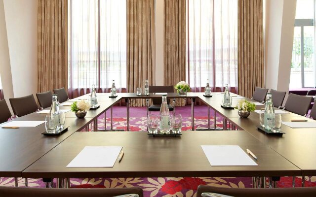 Clarion Paris CDG Airport Hotel