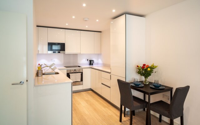 Luxury 2-bed Croydon Apartment Near Gatwick