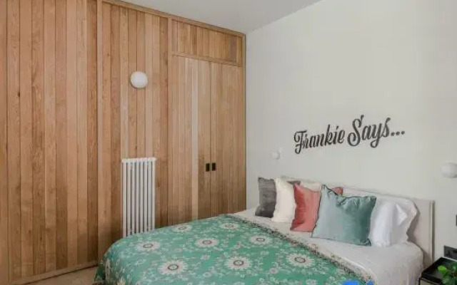 The Italian Collection II - Soho - by Frankie