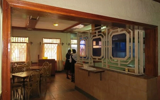 Kings Meat World Hotel