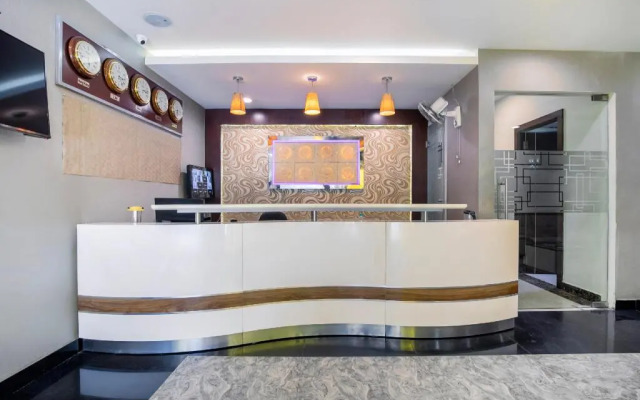 Apple Valley Inn by OYO Rooms