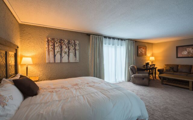 Divya Sutra Plaza and Conference Centre, Vernon, BC