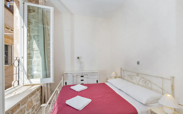 Lausion Apartment