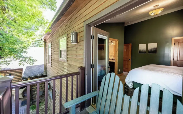 Engen Hus Bed and Breakfast