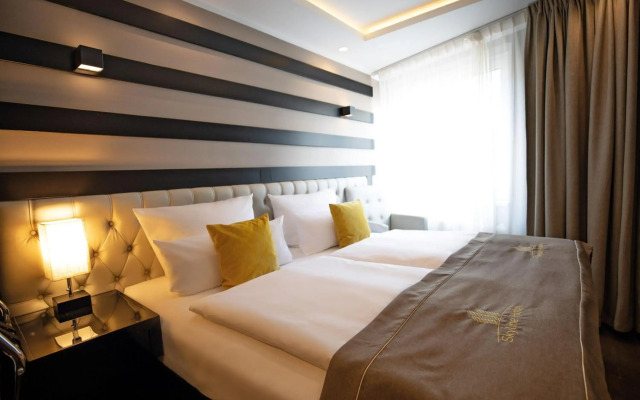 Skyline Hotel