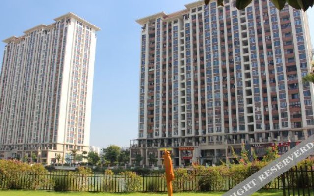 Qiansu Light Luxury Apartment (Daxiwan West District Country Garden Feicuishan)