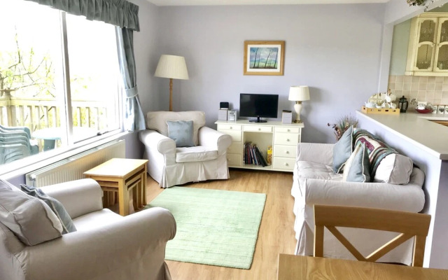 14 Tweed Cottage