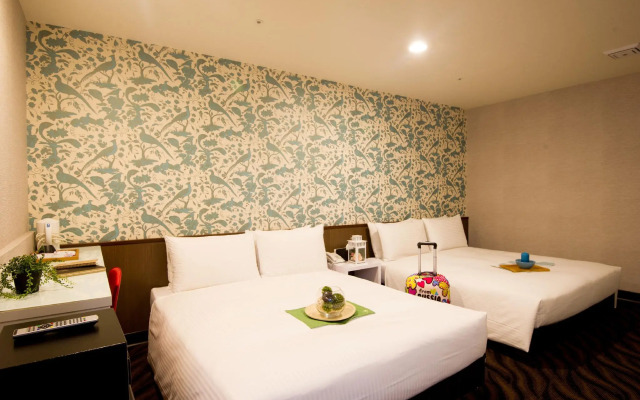 Ximen Holiday Fun Hotel