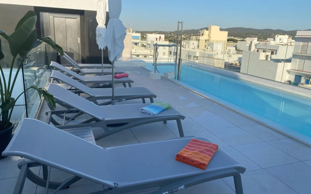 M Hotel