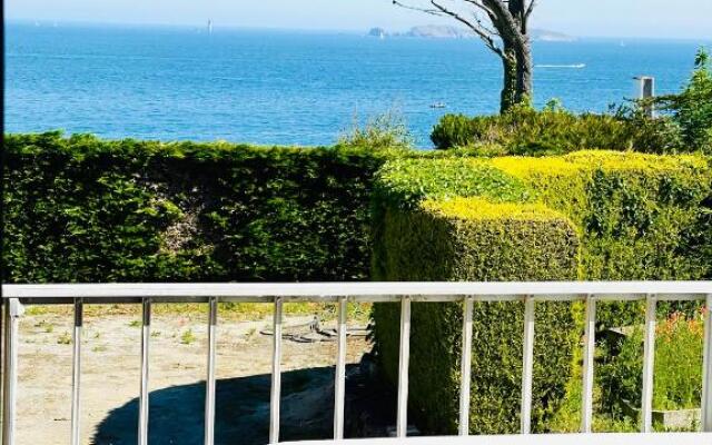 Villa Simone vue mer 2min à pied de la plage