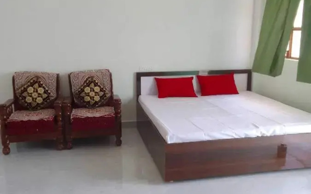 OYO 80560E Archana Guest House