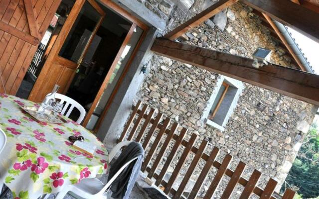 Gîte La Terrasse-sur-Dorlay, 6 pièces, 13 personnes - FR-1-496-72