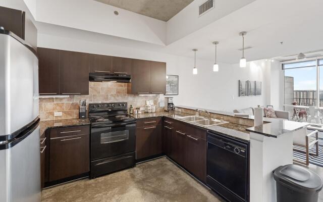 Austin | Exclusive 1BD/1BA 2nd Street District Apartment