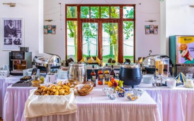 Hotel Anna Villa