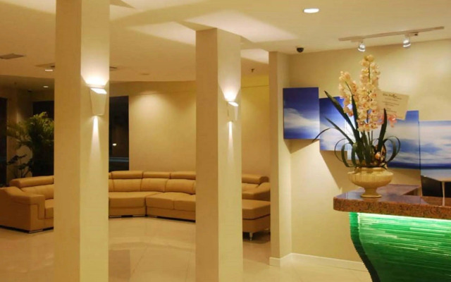 Oceania Hotel