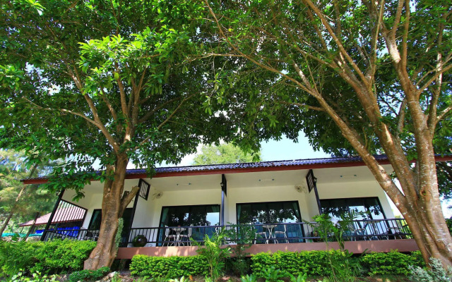 Silver Garden Resort