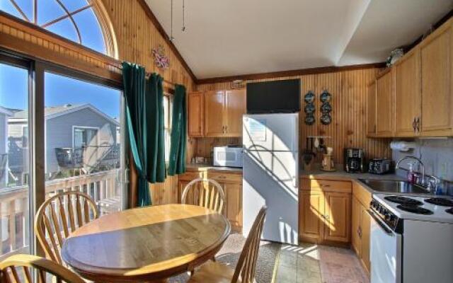 37 Coal Miner's Dream Studio Bedroom Condo by RedAwning