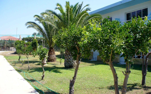 Gnest Apartments