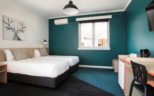 Greenacre Hotel