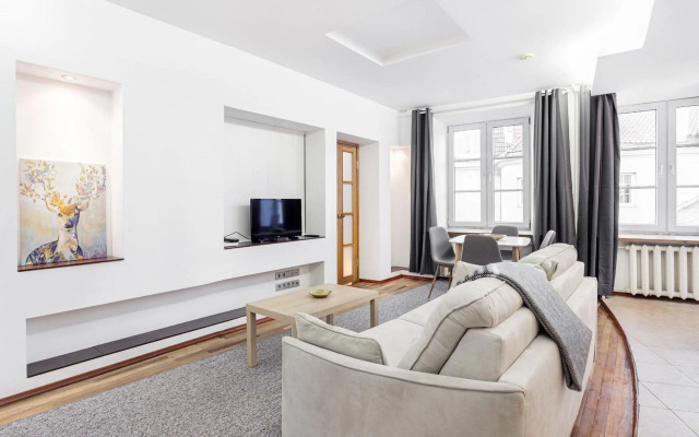 Saint Ignoto Bright 1 Bedroom Apartment by Reside Baltic