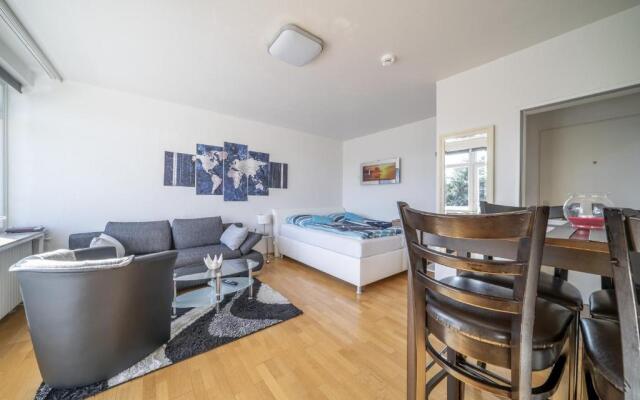 Id 6897 - Private Apartment