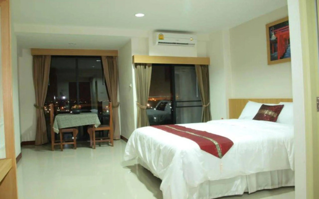 Sakura Boutique Hotel