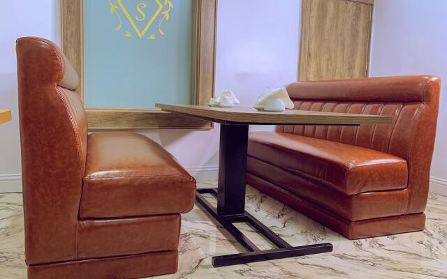 Swiss Executive Luxury Hotel