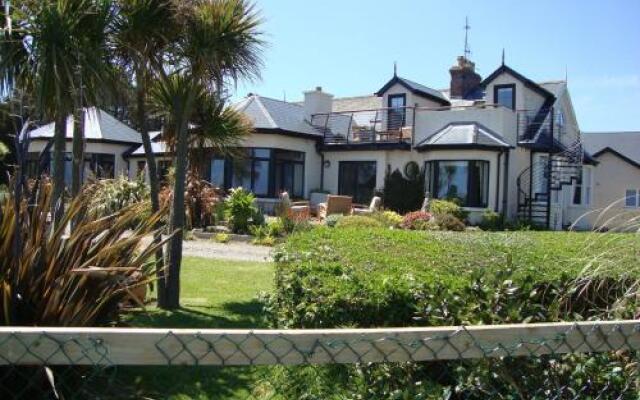 Clifford House B & B