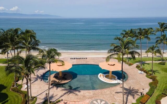 CONDO QUINTA DEL MAR by TRVL2HM