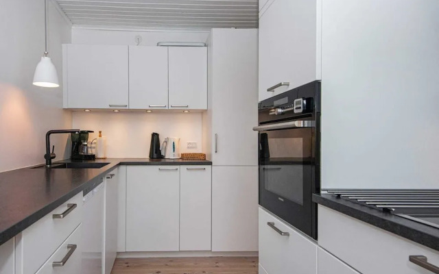 8 Person Holiday Home in Ebeltoft-by Traum