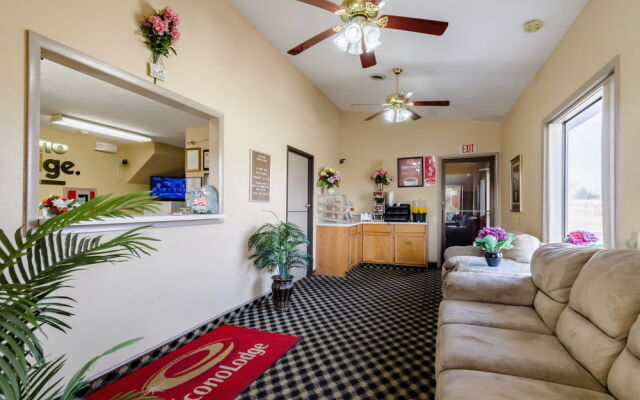 Econo Lodge Junction City I-70 Near Fort Riley