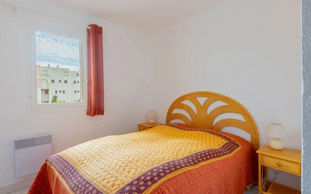 Apartment in Agde With Heated Pool