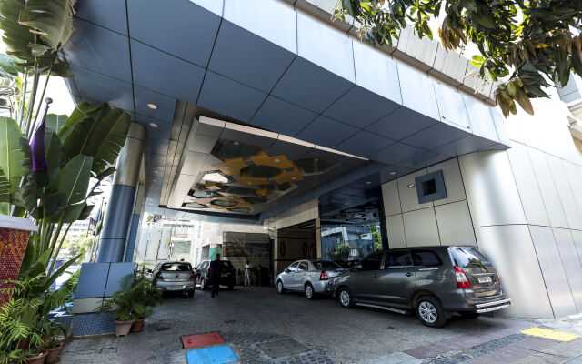 Benzz Park, Chennai