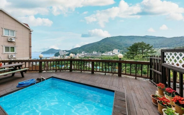 Geoje Island Casa Di Mares Spa Pension
