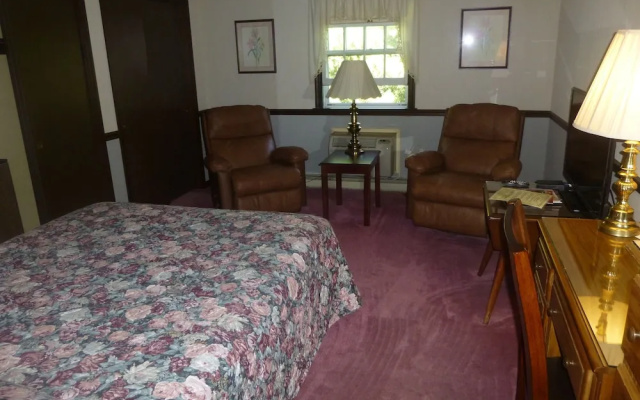 Smoketown Inn