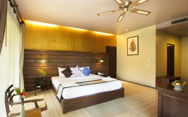Khaolak Wanaburee Resort
