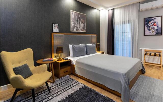 Sala Suites