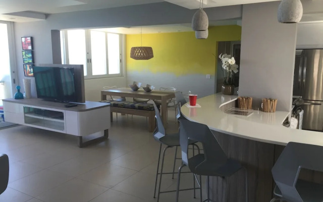 Stella Maris Beach Front Apartment