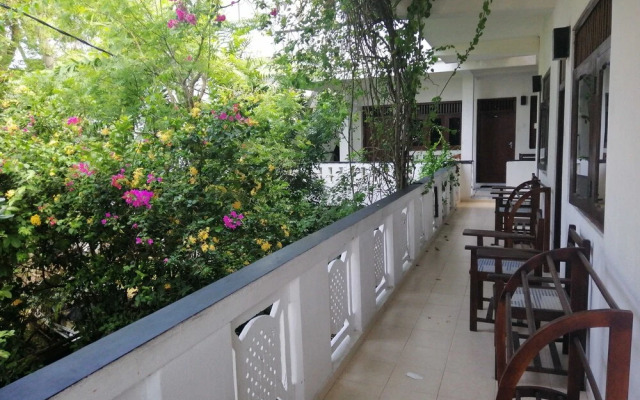 Unawatuna Beach Bungalow
